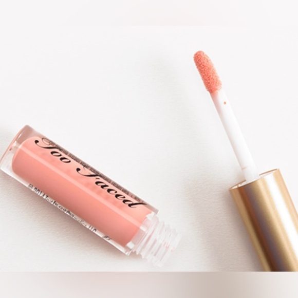 Too Faced Lip Gloss Naked Dolly Travel Size - Picture 1 of 2